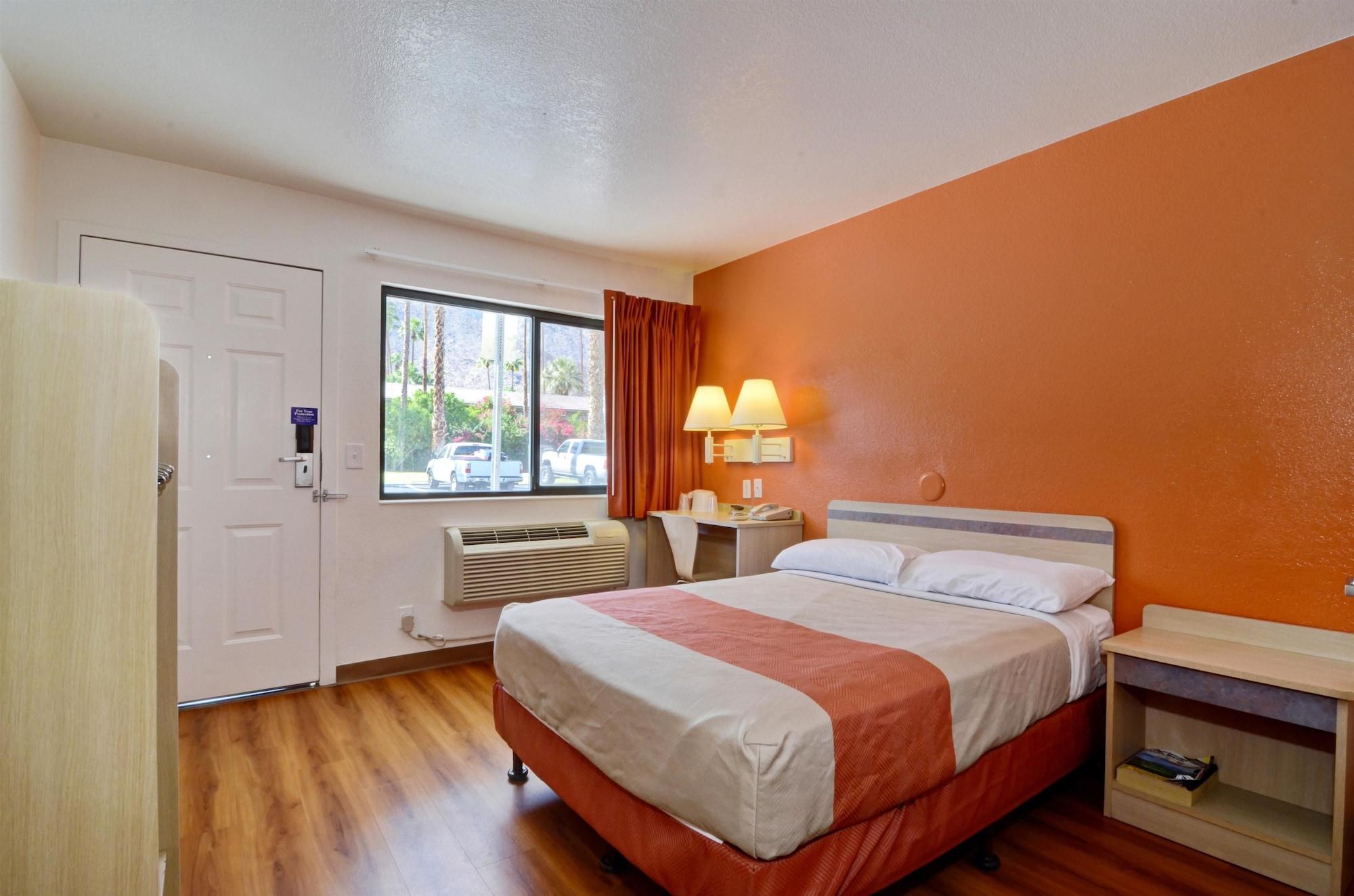 Motel 6-Palm Springs, Ca - East - Palm Canyon ภายนอก รูปภาพ