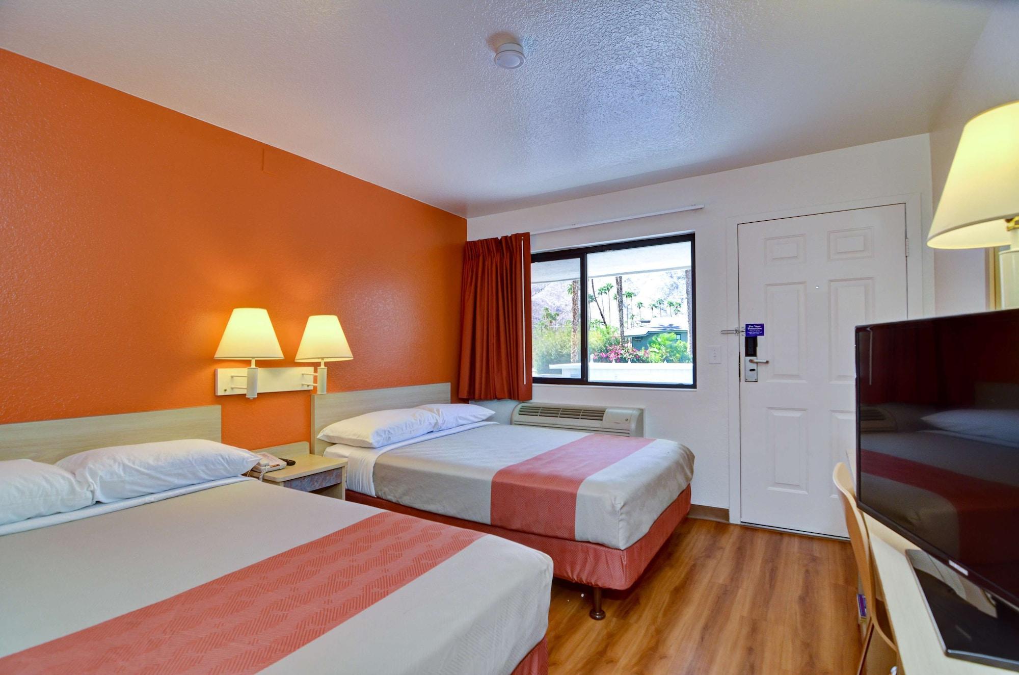 Motel 6-Palm Springs, Ca - East - Palm Canyon ภายนอก รูปภาพ