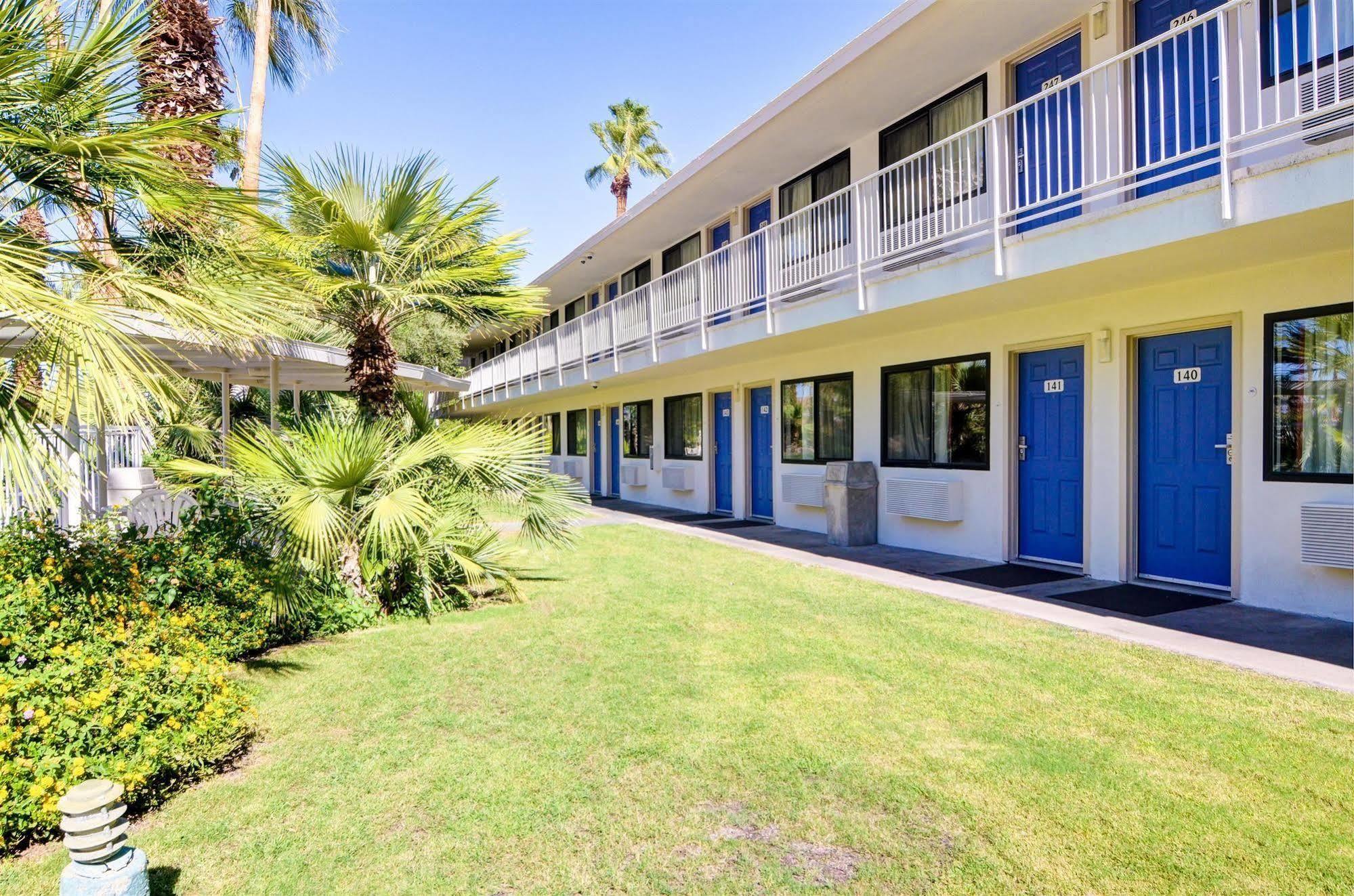 Motel 6-Palm Springs, Ca - East - Palm Canyon ภายนอก รูปภาพ