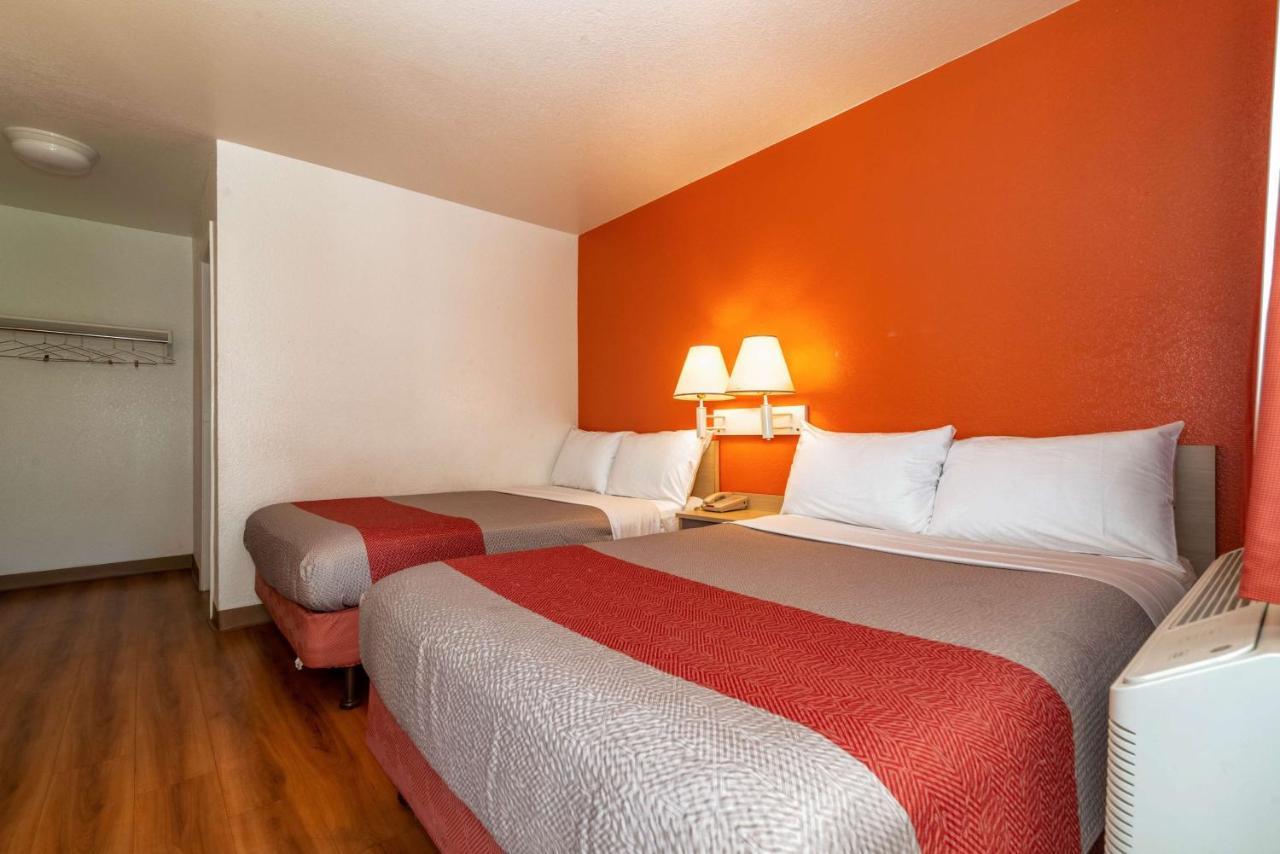 Motel 6-Palm Springs, Ca - East - Palm Canyon ภายนอก รูปภาพ